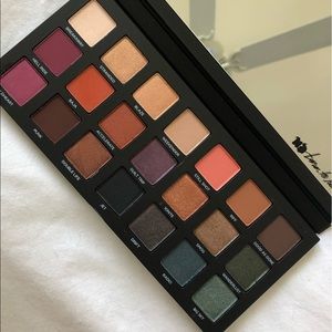 BRAND NEW Urban Decay Born To Run Palette